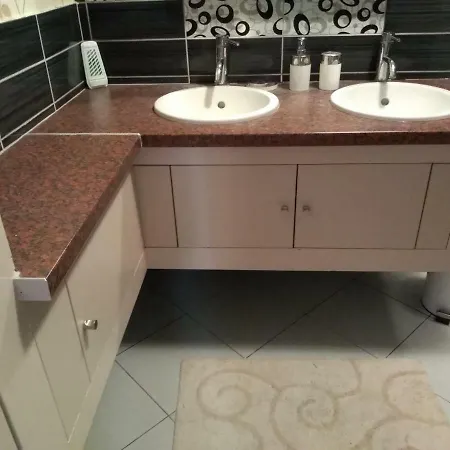 شقة Eva زادار