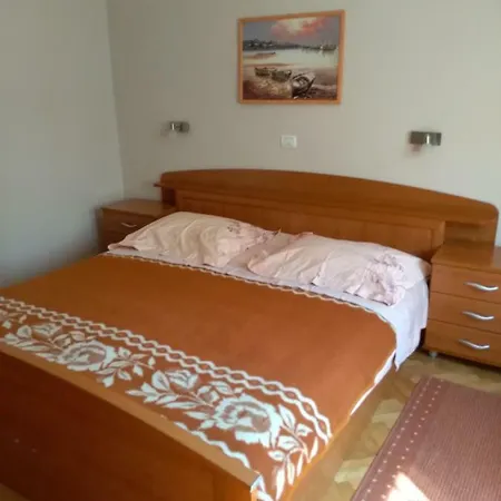 Eva 公寓 扎达尔